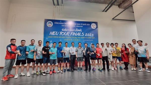 Câu lạc bộ Cầu lông Cán bộ giáo viên tổ chức giải đấu khai vợt đầu Xuân Giáp Thìn 2024: Khám phá Niềm Đam Mê và Sự Hứng Khởi