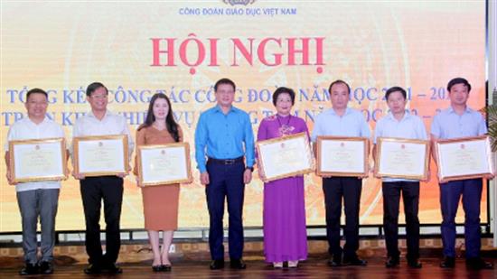 Đội ngũ nhà giáo, công đoàn viên góp phần quan trọng vào thành công năm học
