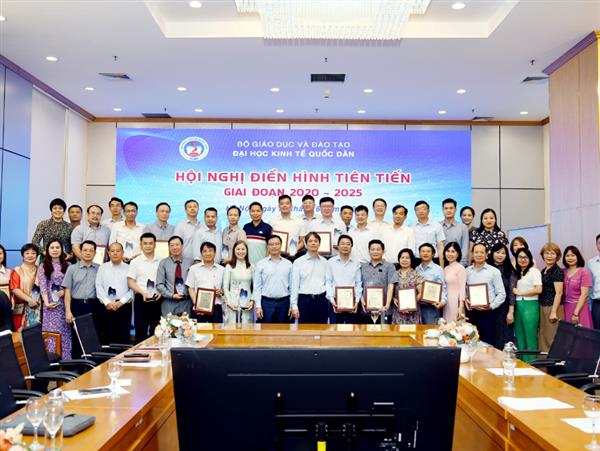 Đại học Kinh tế Quốc dân tổ chức Hội nghị Điển hình tiên tiến giai đoạn 2020-2025