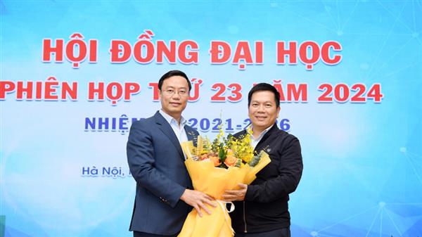 Phiên họp thứ 23 Hội đồng Đại học Kinh tế Quốc dân nhiệm kỳ 2021 - 2026 thông qua nhiều vấn đề quan trọng