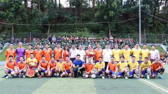 Giao lưu bóng đá tại ĐH Hùng Vương
