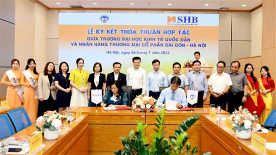 Lễ ký kết thoả thuận hợp tác giữa Trường Đại học Kinh tế Quốc dân và Ngân hàng Thương mại Cổ phần Sài Gòn - Hà Nội