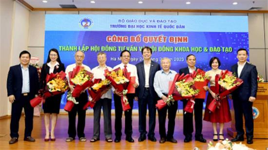 Trường Đại học Kinh tế Quốc dân công bố Quyết định thành lập Hội đồng Tư vấn và Hội đồng Khoa học & Đào tạo