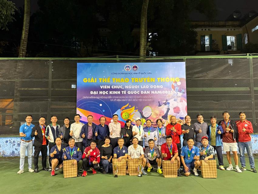 Giải Tennis Truyền Thống Năm 2025 Sôi nổi – Kịch tính – Đoàn kết – Lan tỏa tinh thần thể thao NEU