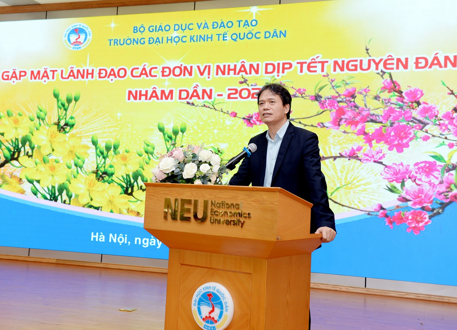 PGS.TS Phạm Hồng Chương – Hiệu trưởng phát biểu tại chương trình