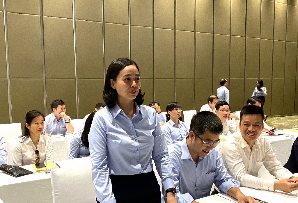 Các đại biểu tham dự Hội nghị phát biểu