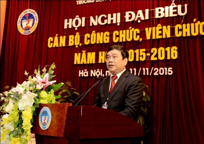 GS.TS Trần Thọ Đạt – Hiệu trưởng, Bí thư Đảng ủy báo cáo kết quả thực hiện nhiệm vụ năm học 2014-2015