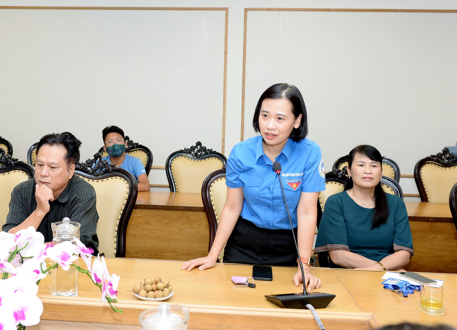 Các đại biểu chia sẻ, phát biểu tại buổi gặp mặt 4