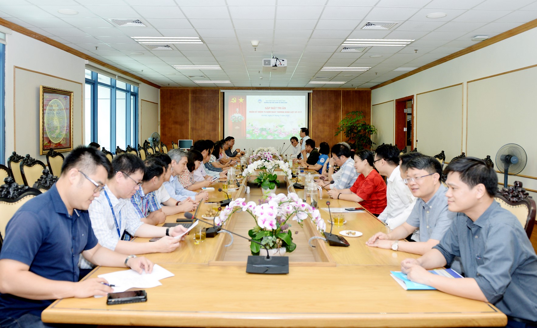 Quang cảnh buổi gặp mặt