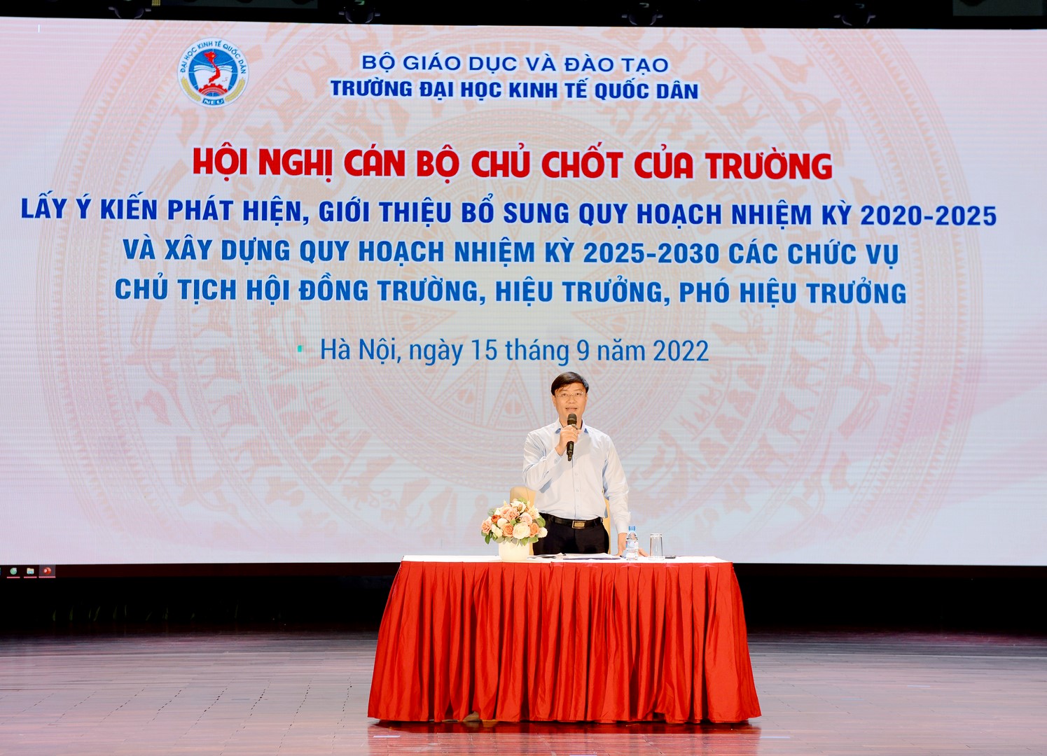 PGS.TS Bùi Đức Thọ - Bí thư Đảng ủy, Chủ tịch Hội đồng trường điều hành Hội nghị