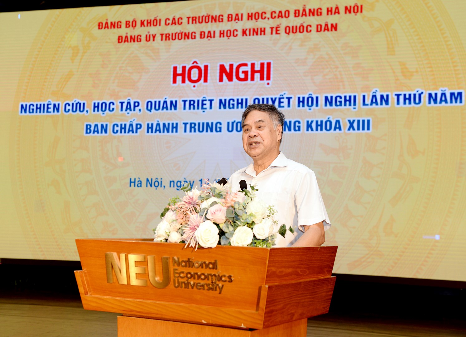 Đ/c Nguyễn Viết Thông – nguyên Tổng thư ký Hội đồng Lý luận Trung ương, Báo cáo viên của Hội nghị
