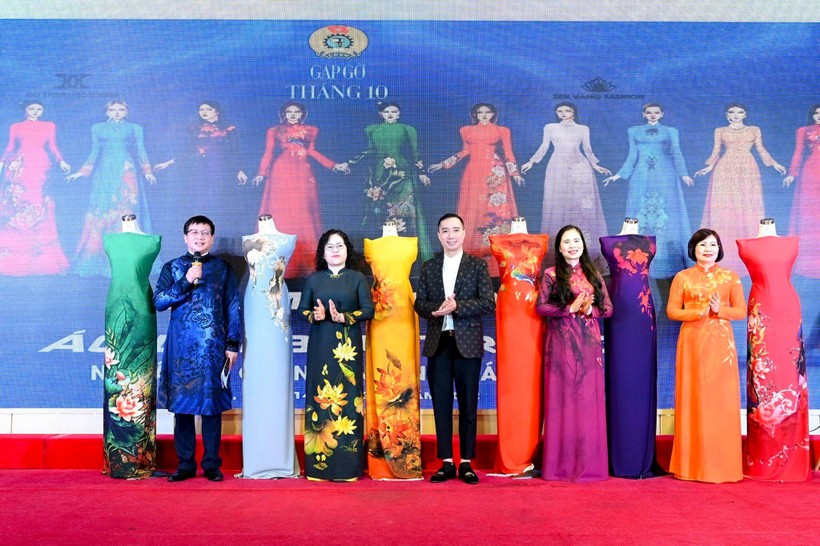 Công đoàn Giáo dục Việt Nam giới thiệu bộ sưu tập áo dài dành riêng cho các nữ nhà giáo.