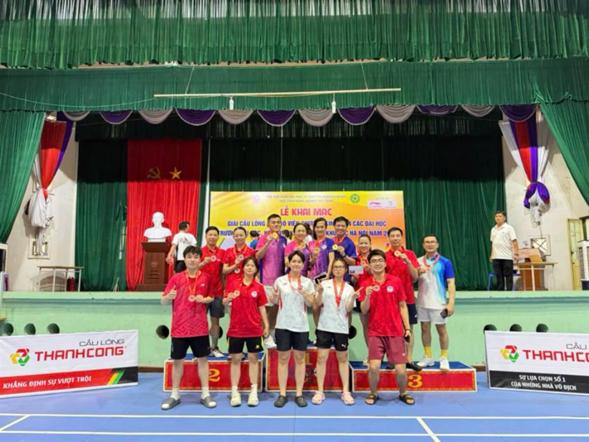 Đội tuyển Cầu lông Đại học Kinh tế Quốc dân đạt thành tích xuất sắc tại Giải Cầu lông Cán bộ viên chức và Sinh viên các Đại học, Trường Đại học, Học viện và Cao đẳng khu vực Hà Nội năm 2026