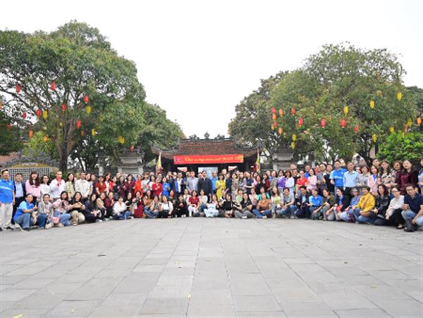 CÔNG ĐOÀN ĐẠI HỌC KINH TẾ QUỐC DÂN TỔ CHỨC CHUYẾN DU XUÂN ĐẦU NĂM 2026 Ý NGHĨA VÀ THÀNH CÔNG TỐT ĐẸP