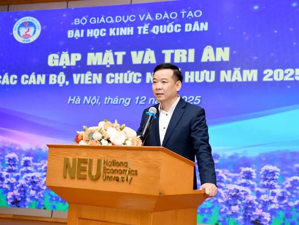 Đại học Kinh tế Quốc dân gặp mặt tri ân cán bộ, viên chức nghỉ hưu năm 2025