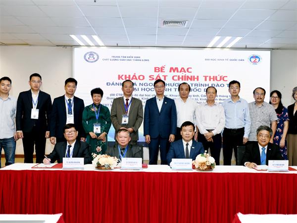 Bế mạc khảo sát chính thức đánh giá ngoài 12 chương trình đào tạo tại Đại học Kinh tế Quốc dân