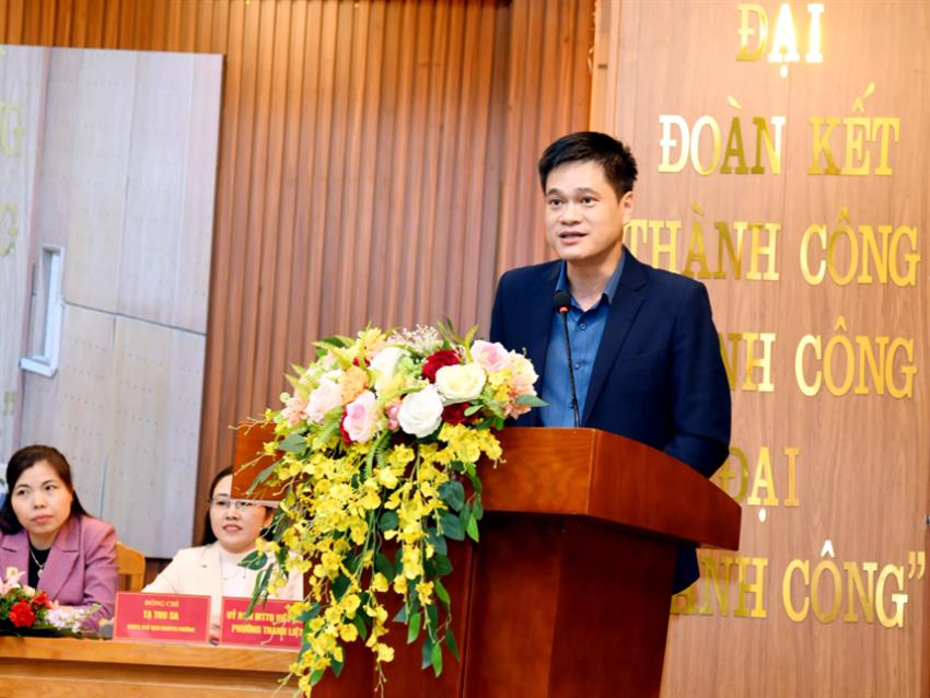 GS.TS Tô Trung Thành tham dự Hội nghị tiếp xúc cử tri tại đơn vị bầu cử số 17GS.TS Tô Trung Thành tham dự Hội nghị tiếp xúc cử tri tại đơn vị bầu cử số 17