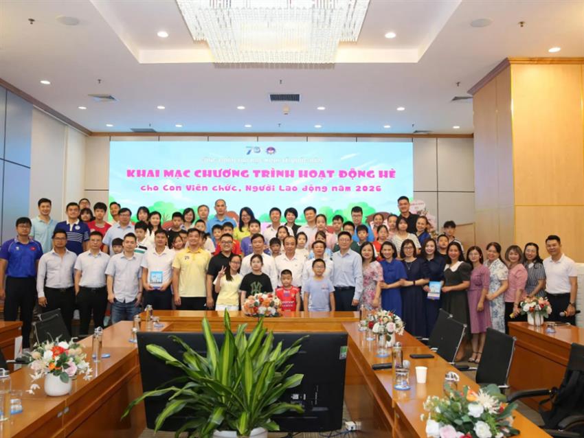 Công đoàn Đại học Kinh tế Quốc dân khai mạc chương trình hoạt động Hè cho con viên chức, người lao động năm 2026
