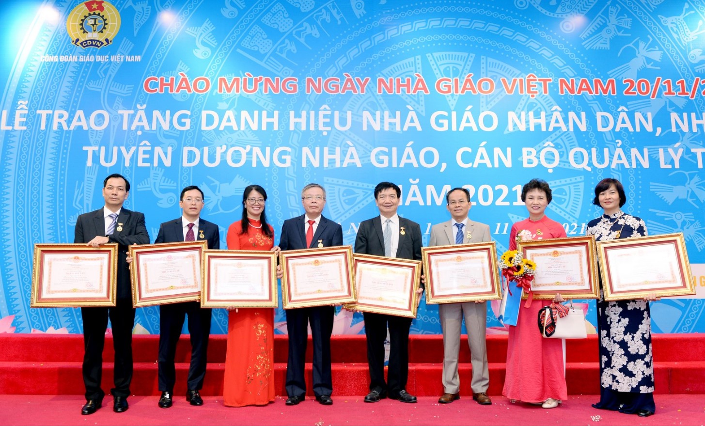 Bộ trưởng Bộ Giáo dục và Đào tạo Nguyễn Kim Sơn phát biểu tại buổi lễ 10